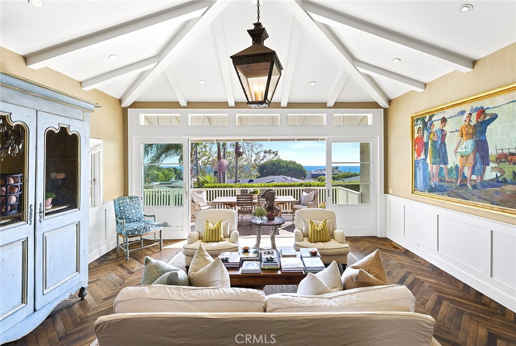 16 S Vista De Catalina, Laguna Beach CA 92651 - photo 1