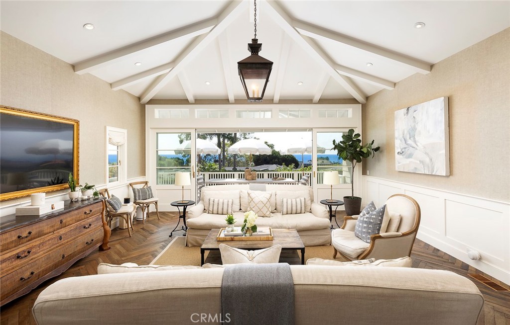 16 S Vista De Catalina, Laguna Beach CA 92651 - photo 1