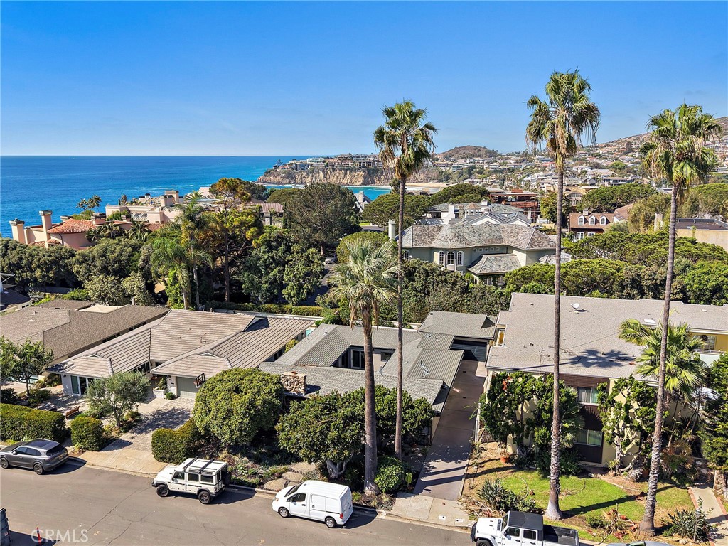 160 Mcknight Drive, Laguna Beach CA 92651 - photo 3