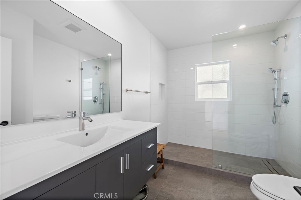 160 Mcknight Drive, Laguna Beach CA 92651 - photo 26