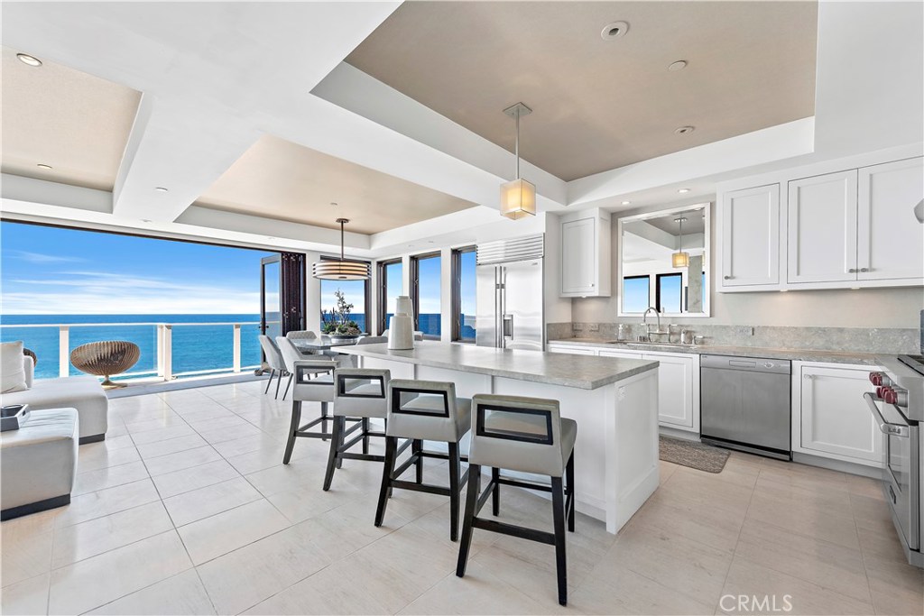 C UNIT - 160 Saint Anns Drive B,C, Laguna Beach CA 92651 - photo 3