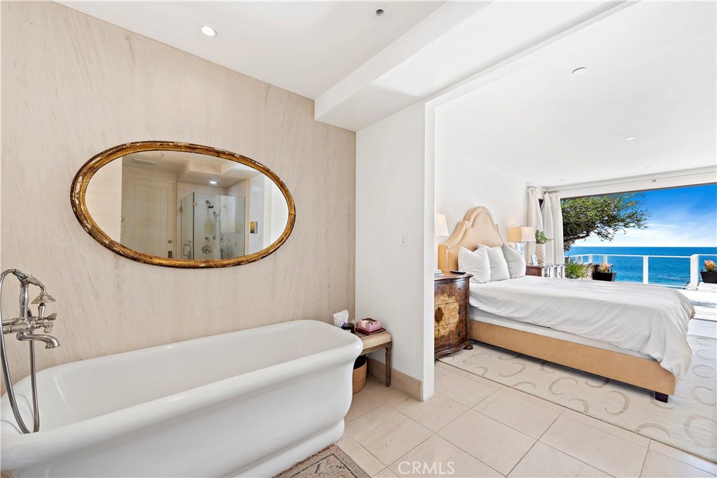 B UNIT - 160 Saint Anns Drive B,C, Laguna Beach CA 92651 - photo 9