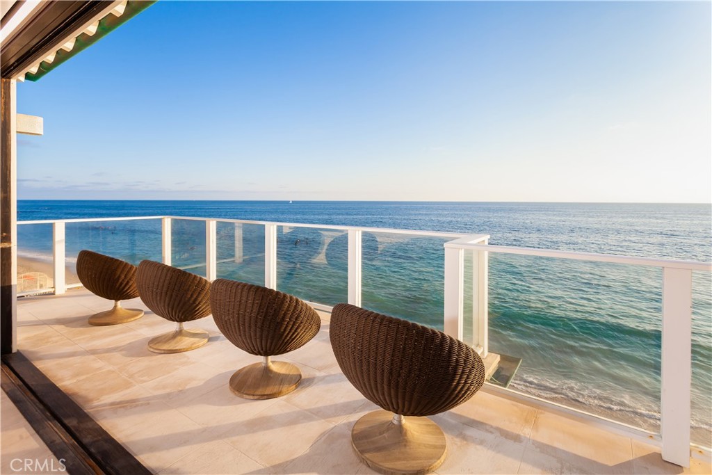 160 Saint Anns Drive B,C, Laguna Beach CA 92651 - photo 19