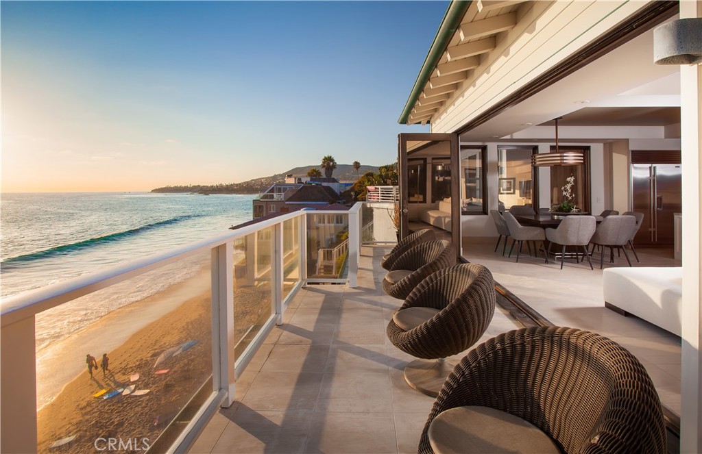 160 Saint Anns Drive B,C, Laguna Beach CA 92651 - photo 20