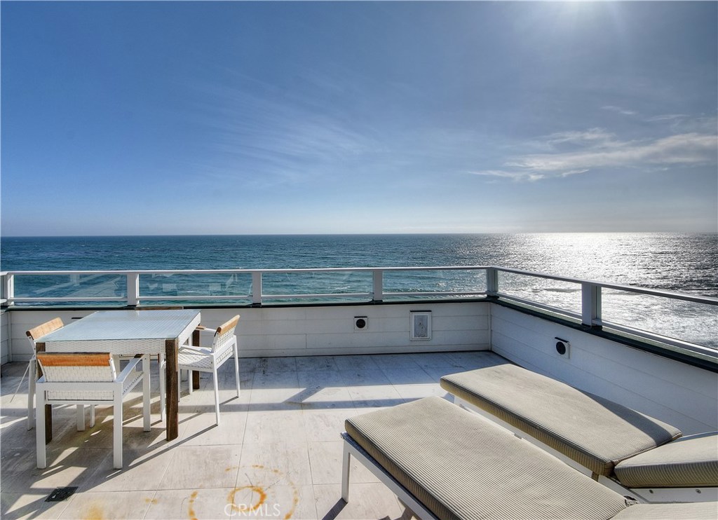 160 Saint Anns Drive D, Laguna Beach CA 92651 - photo 1