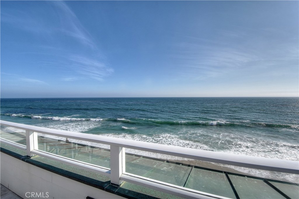 160 Saint Anns Drive D, Laguna Beach CA 92651 - photo 1