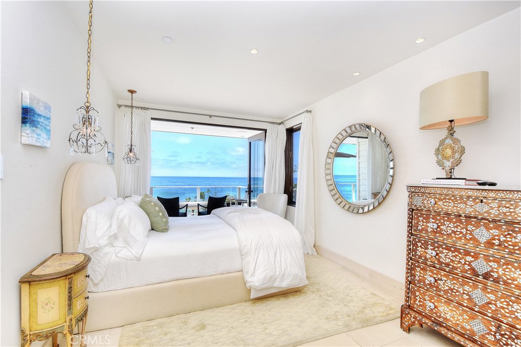 A unit - 160 Saint Anns Drive, Laguna Beach CA 92651 - photo 4