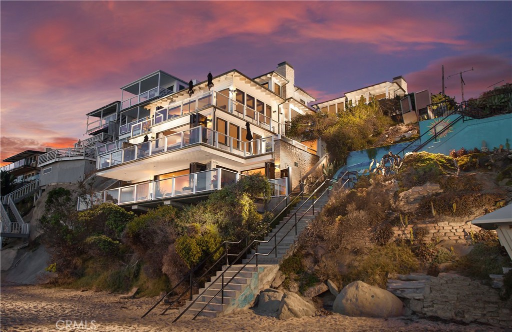 160 Saint Anns Drive, Laguna Beach CA 92651 - photo 12