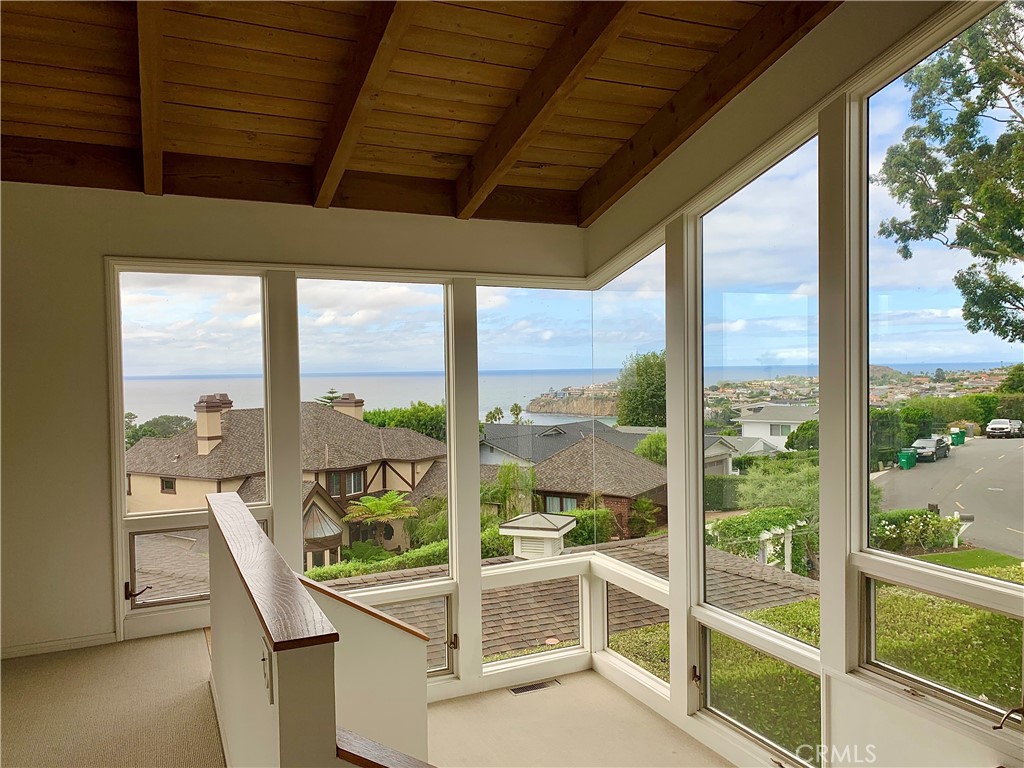 1601 Sunset Ridge, Laguna Beach CA 92651 - photo 1