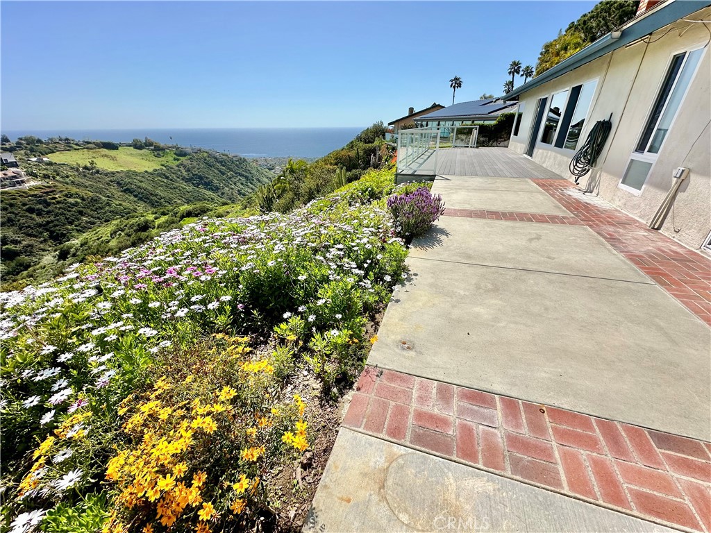 1625 Tahiti, Laguna Beach CA 92651 - photo 17