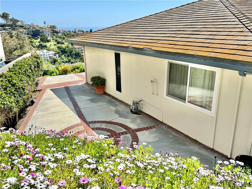 1625 Tahiti, Laguna Beach CA 92651 - photo 19