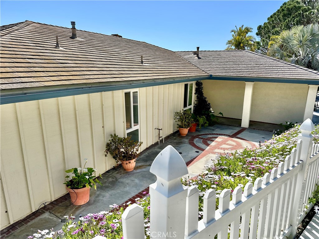 1625 Tahiti, Laguna Beach CA 92651 - photo 20