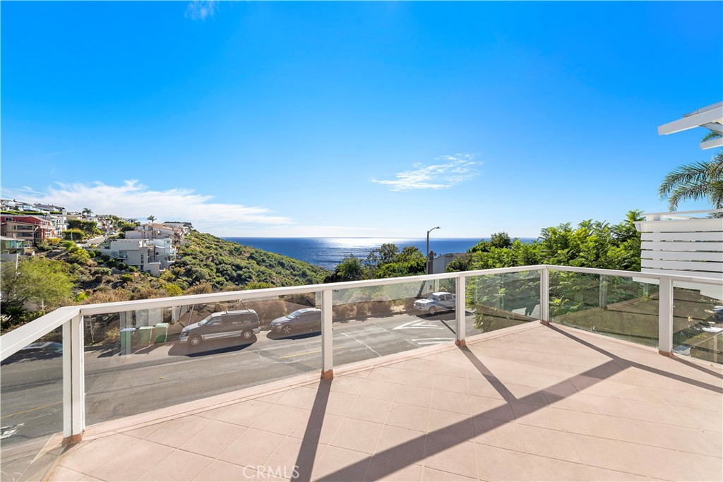 1630 Del Mar Avenue, Laguna Beach CA 92651 - photo 2