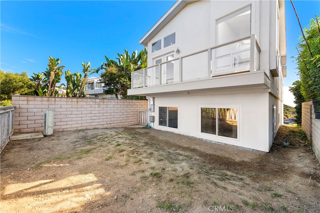 1630 Del Mar Avenue, Laguna Beach CA 92651 - photo 19