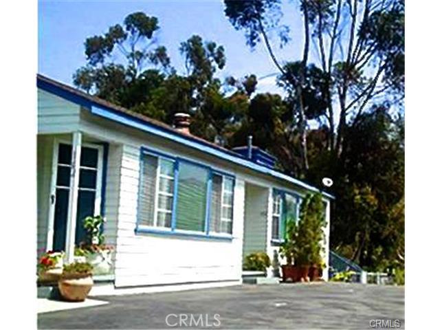 Cozy Cottage in North Laguna! Walk to Everything! - 164 High Drive, Laguna Beach CA 92651 - photo 1
