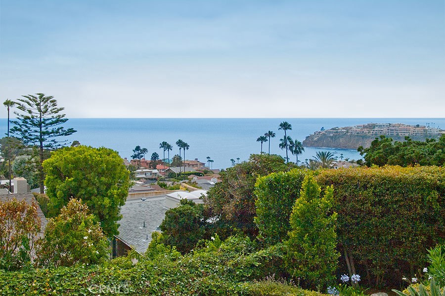 1645 Sunset Ridge Drive, Laguna Beach CA 92651 - photo 1