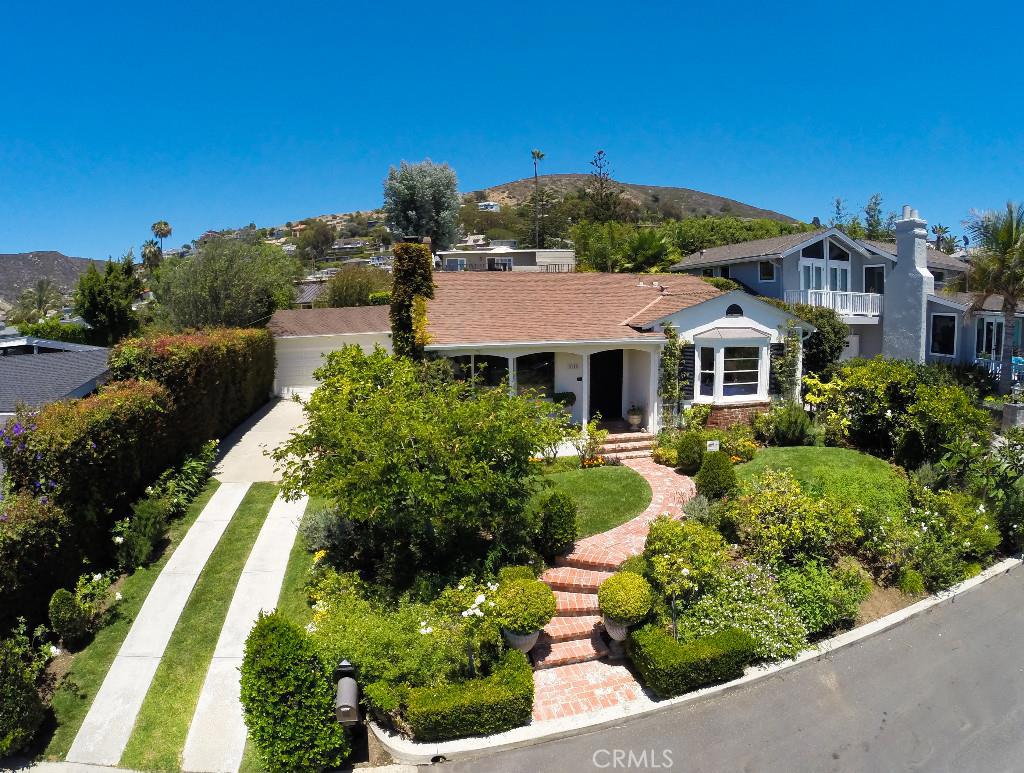 1648 Louise Street, Laguna Beach CA 92651 - photo 1