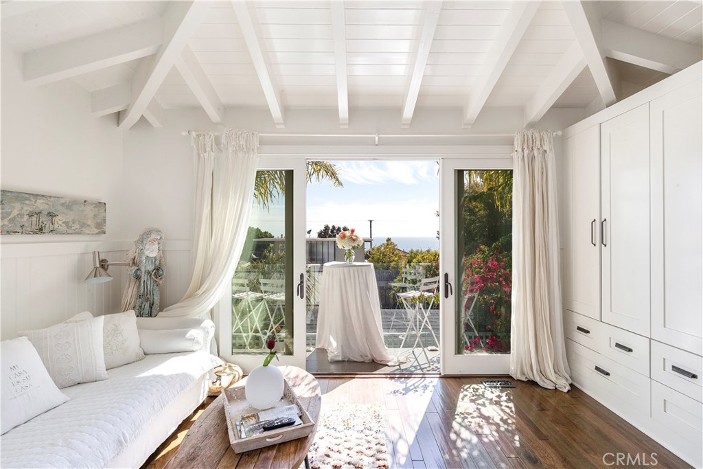 Ocean views and only a few blocks to the beach. - 1651 Catalina, Laguna Beach CA 92651 - photo 1