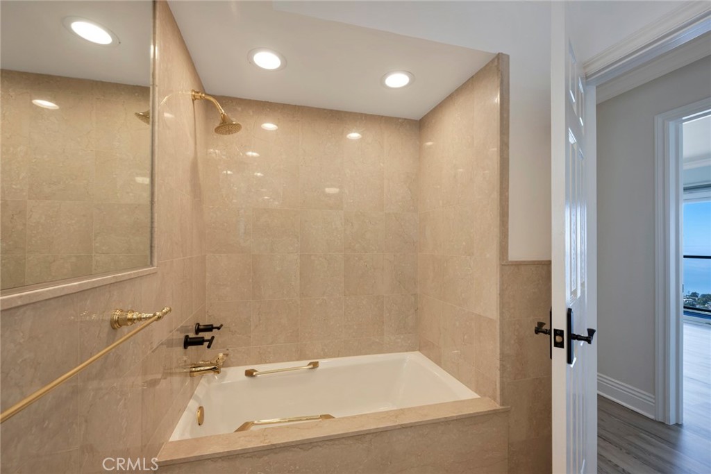 1651 Thurston Drive, Laguna Beach CA 92651 - photo 17
