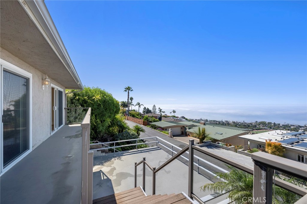 1651 Thurston Drive, Laguna Beach CA 92651 - photo 38