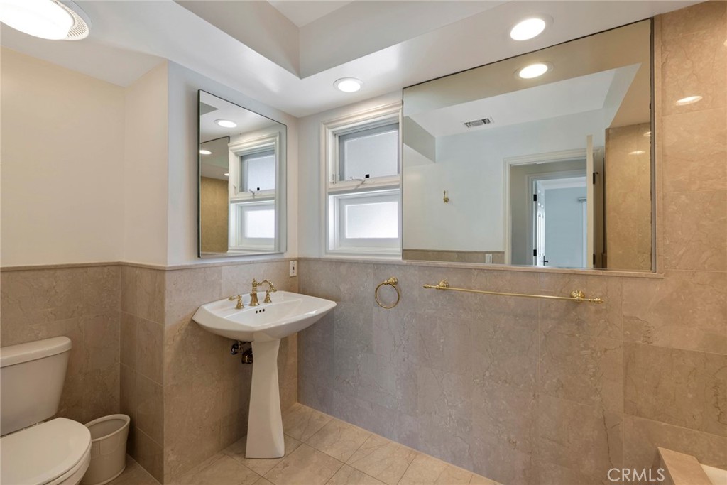 1651 Thurston Drive, Laguna Beach CA 92651 - photo 16