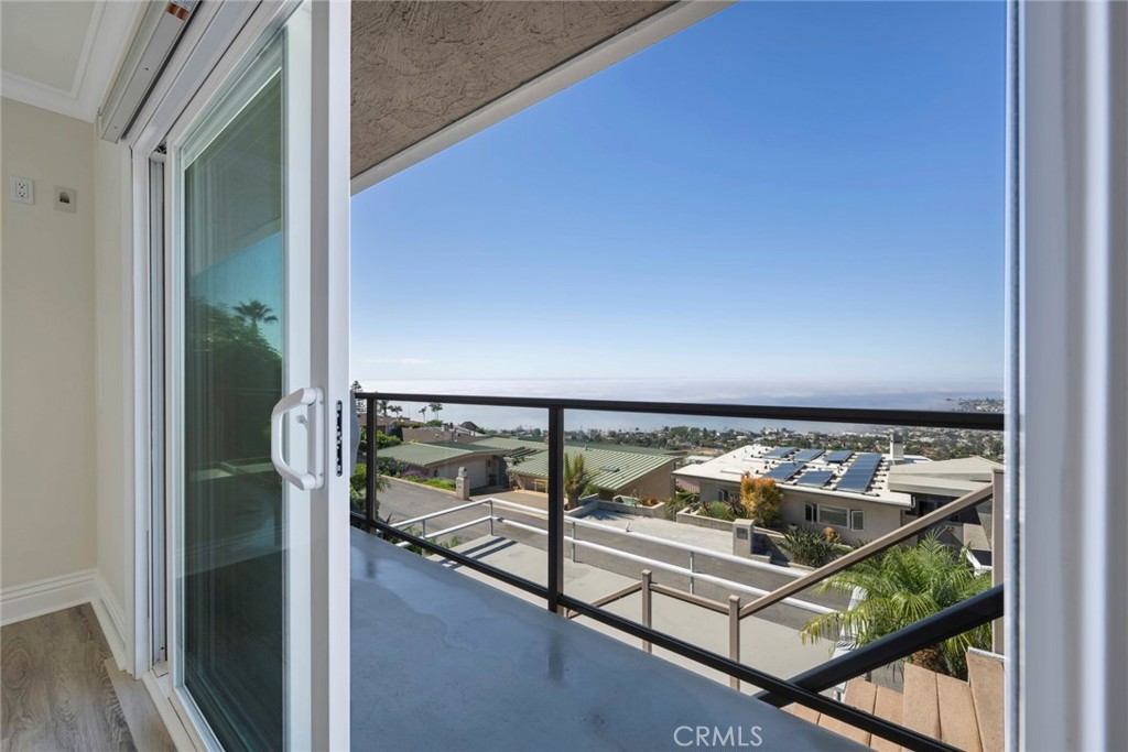 1651 Thurston Drive, Laguna Beach CA 92651 - photo 20