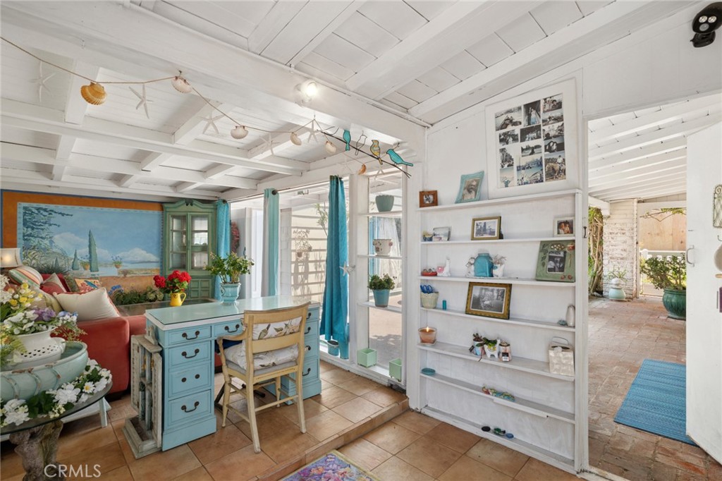 1665 Viking Road, Laguna Beach CA 92651 - photo 34