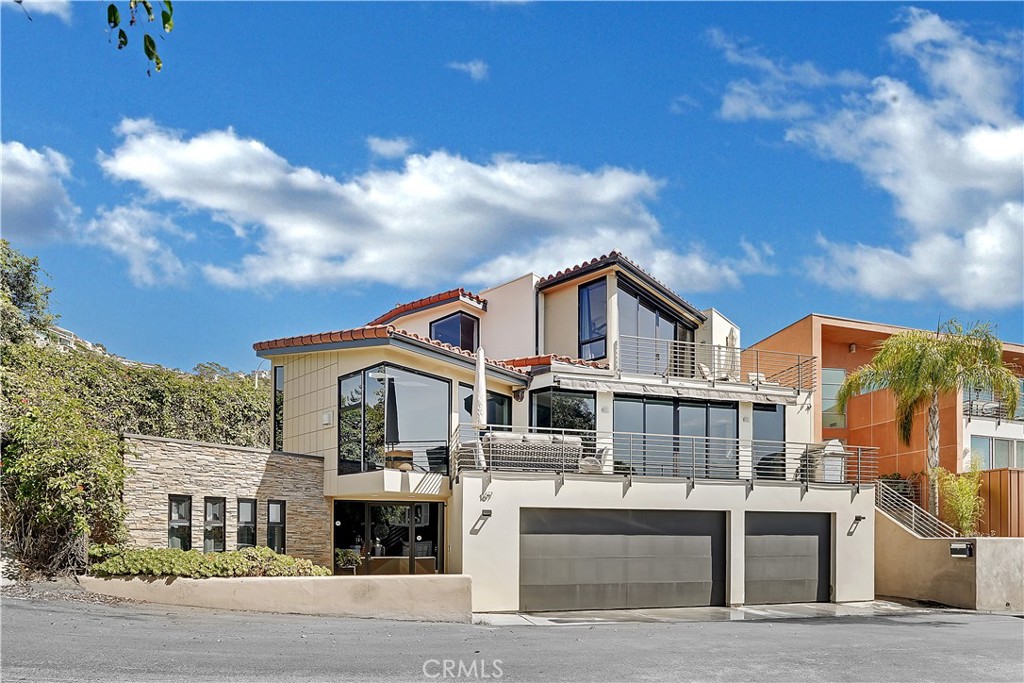 167 Nyes Place, Laguna Beach CA 92651 - photo 1