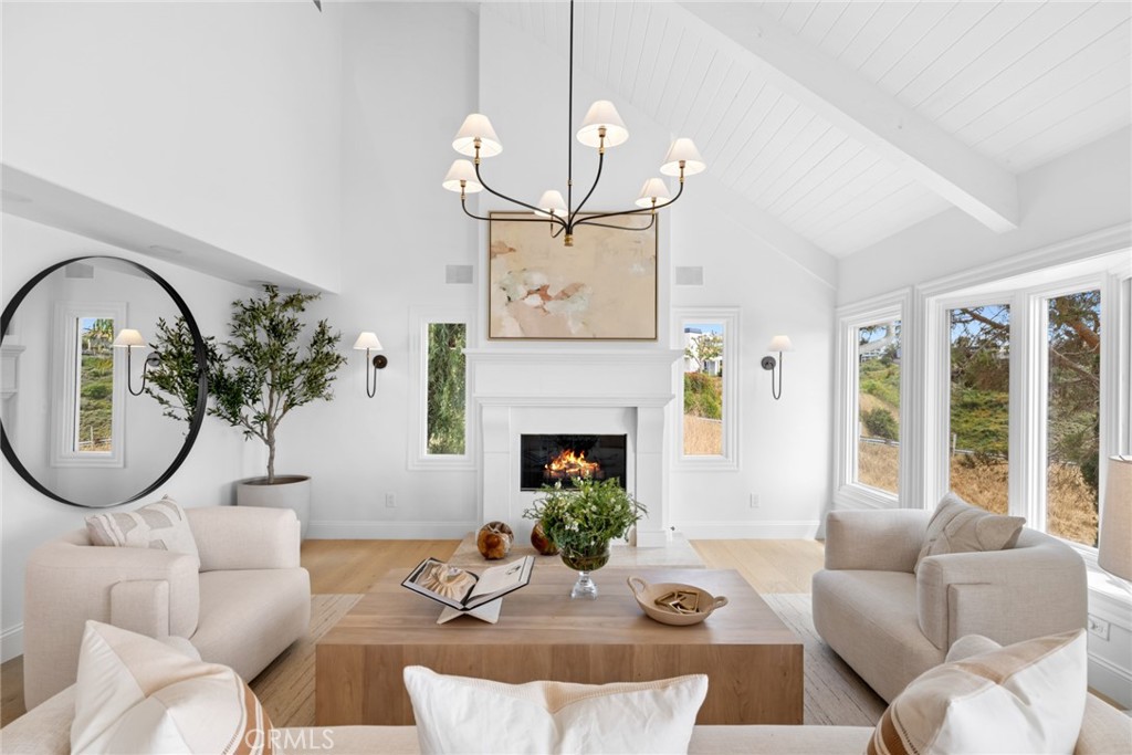1675 Tahiti Avenue, Laguna Beach CA 92651 - photo 12
