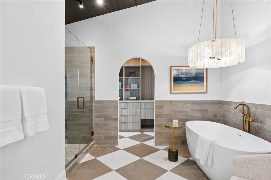 1675 Tahiti Avenue, Laguna Beach CA 92651 - photo 26