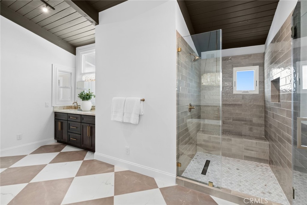 1675 Tahiti Avenue, Laguna Beach CA 92651 - photo 28