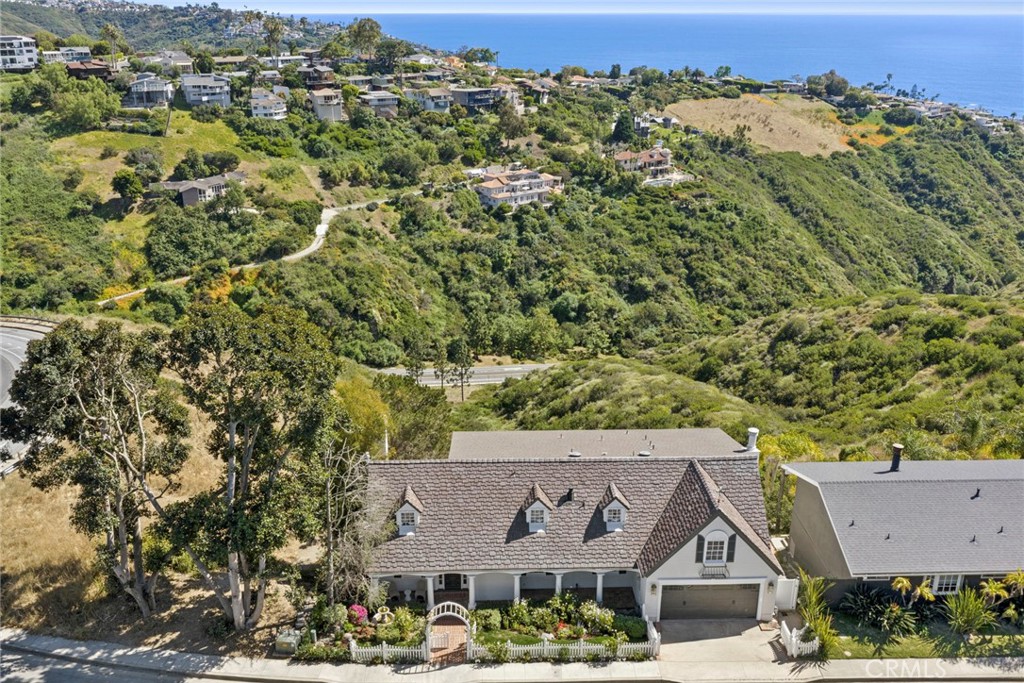 1675 Tahiti Avenue, Laguna Beach CA 92651 - photo 37