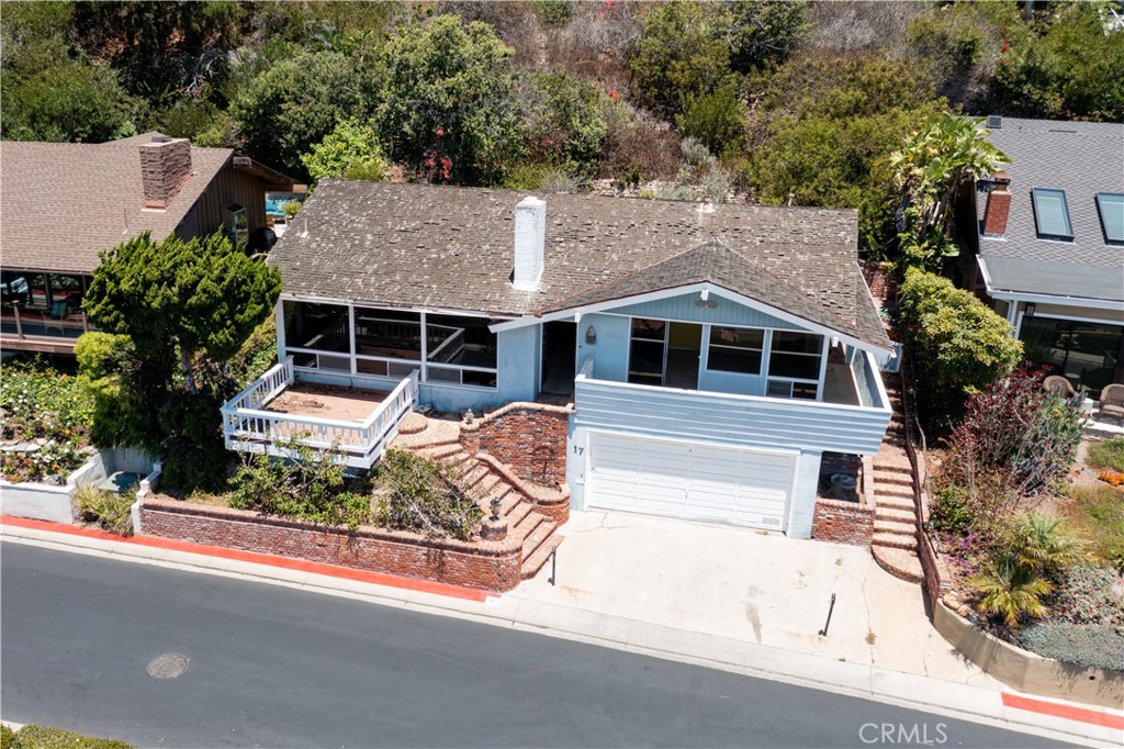17 N Vista De La Luna, Laguna Beach CA 92651 - photo 1