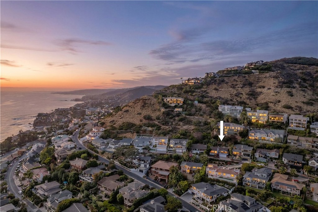 17 N Vista De La Luna, Laguna Beach CA 92651 - photo 4