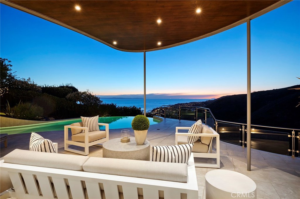 1712 THURSTON Drive, Laguna Beach CA 92651 - photo 1