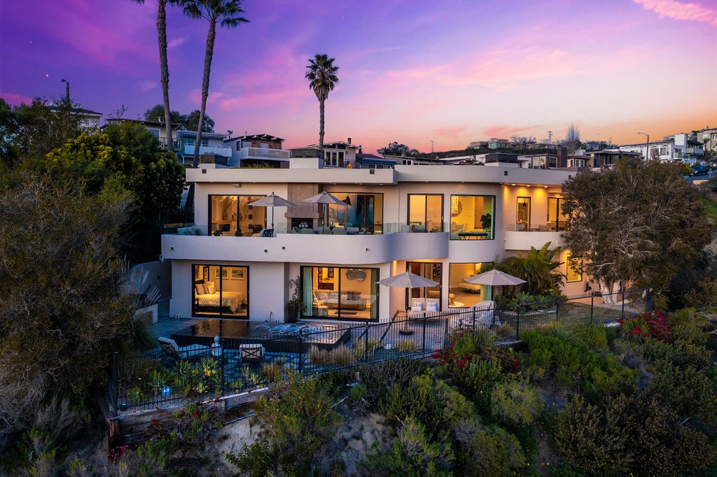 1725 Del Mar Avenue, Laguna Beach CA 92651 - photo 1