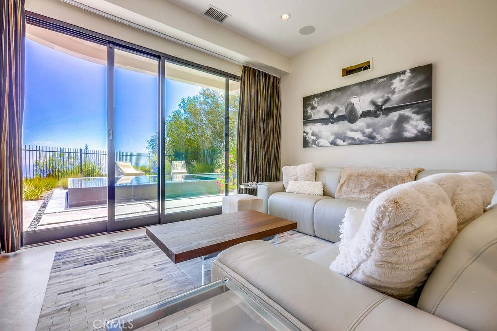 1725 Del Mar, Laguna Beach CA 92651 - photo 27