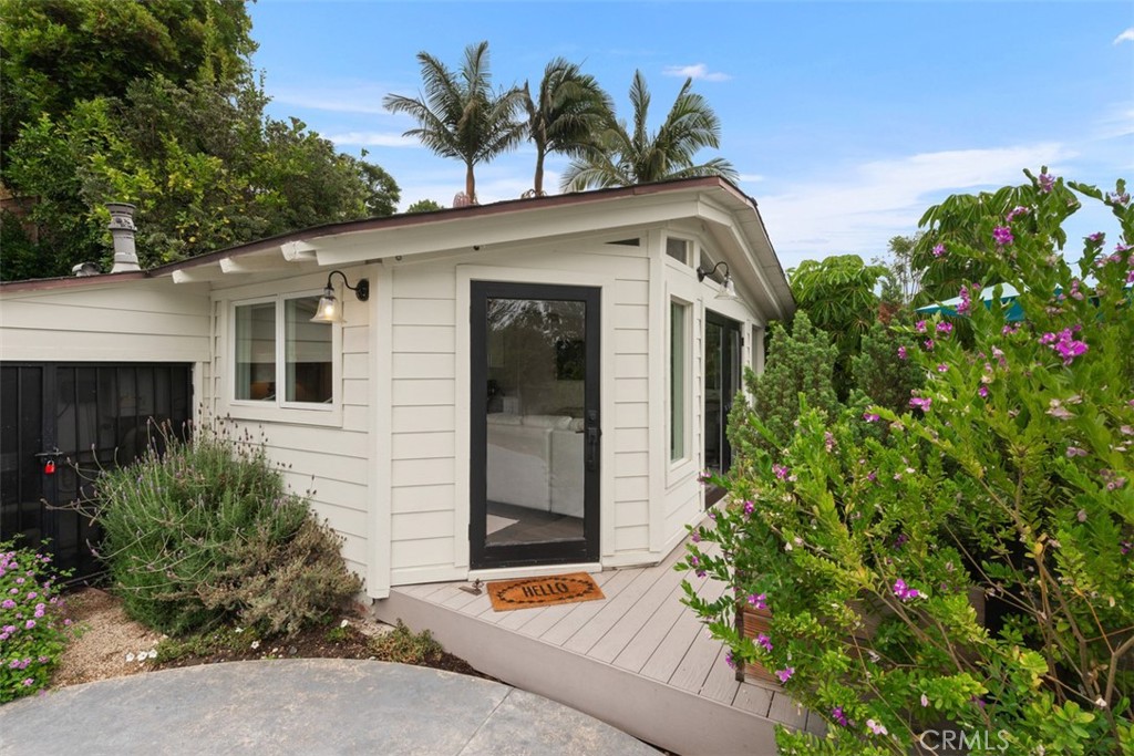 Upgraded furnished ocean view guest house. - 1737 Temple Hills Drive B, Laguna Beach CA 92651 - photo 1