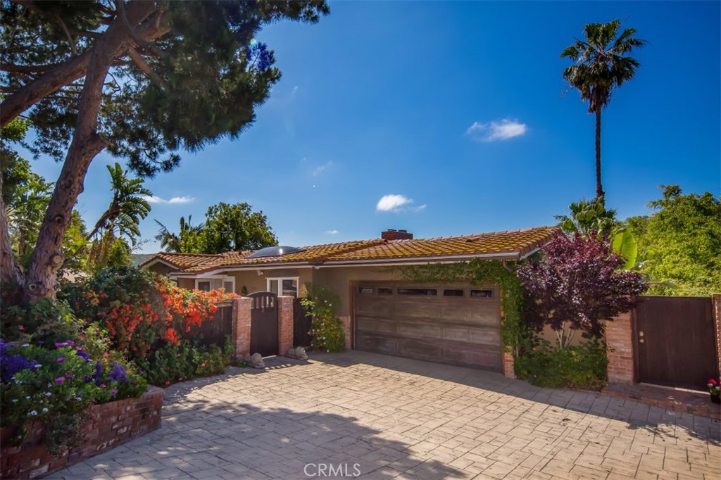 1737 Temple Hills Drive, Laguna Beach CA 92651 - photo 1
