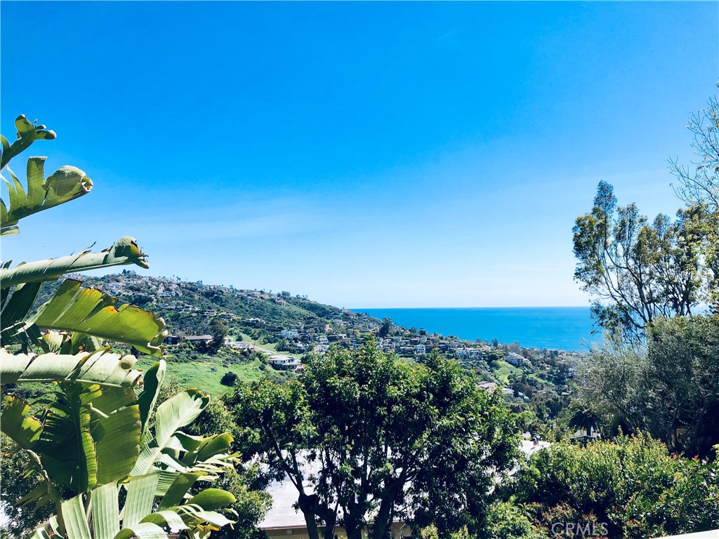 1737 Temple Hills Drive, Laguna Beach CA 92651 - photo 1