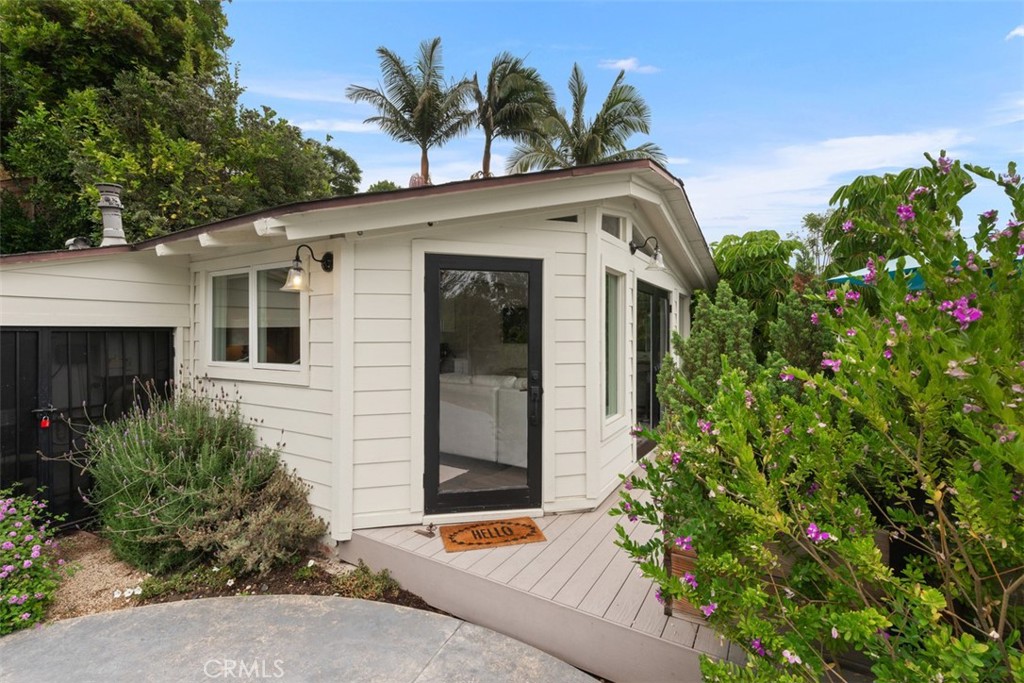 Upgraded furnished ocean view guest house. - 1737 Temple Hills Drive, Laguna Beach CA 92651 - photo 1