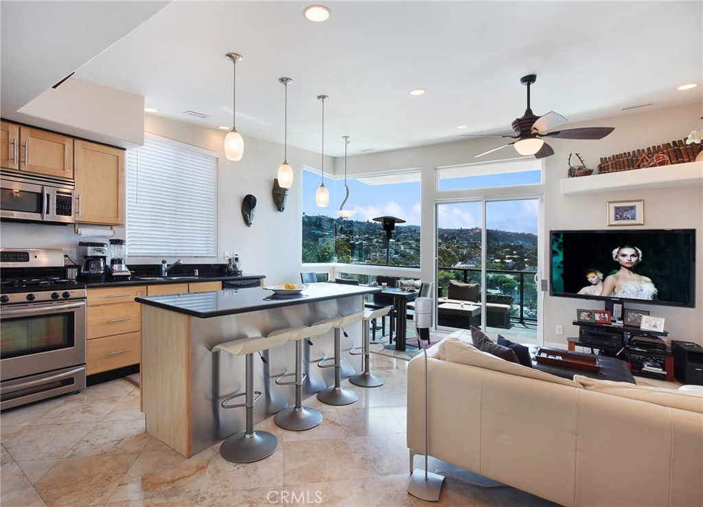 174 Cliff Drive B, Laguna Beach CA 92651 - photo 1
