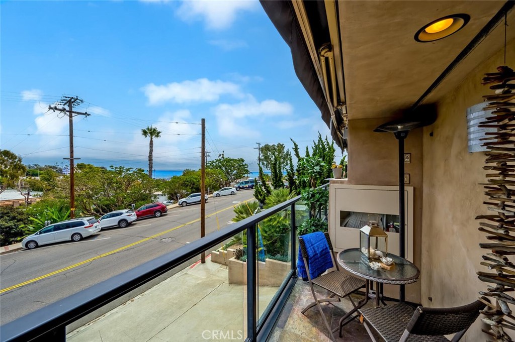 174 Cliff Drive F, Laguna Beach CA 92651 - photo 9