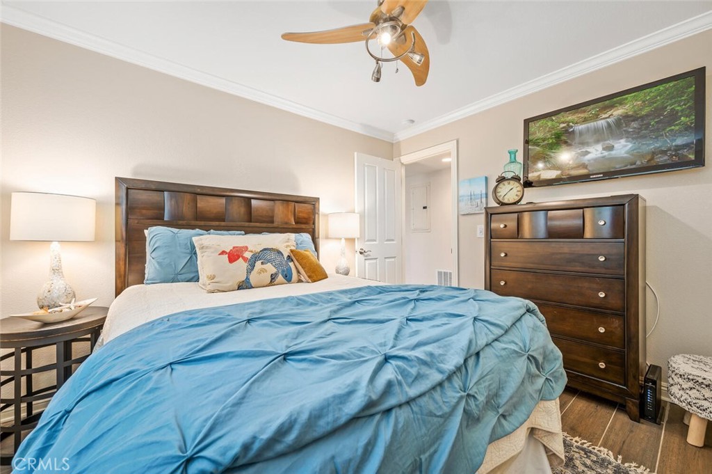 174 Cliff Drive F, Laguna Beach CA 92651 - photo 22