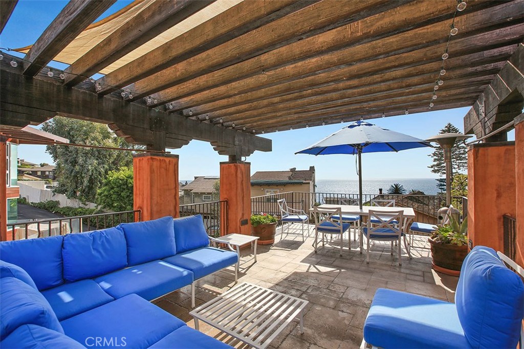 174 Dumond Drive, Laguna Beach CA 92651 - photo 1