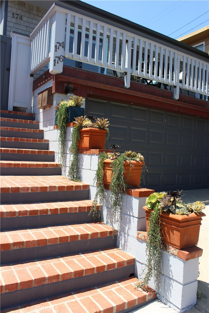 174 Fairview Street, Laguna Beach CA 92651 - photo 1