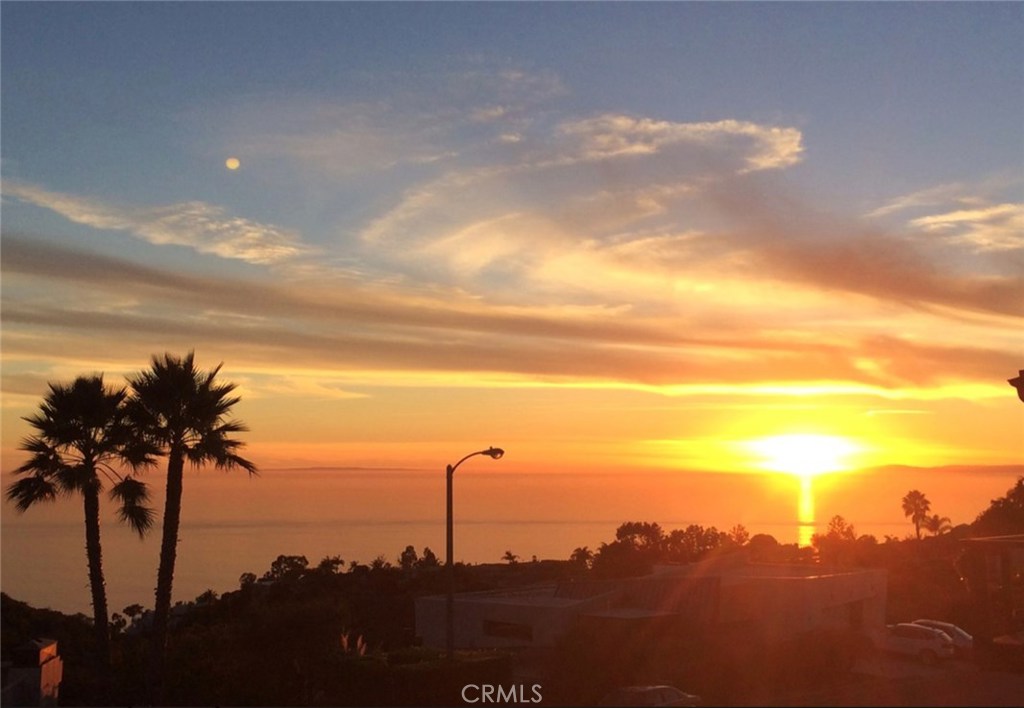 1744 Del Mar Avenue, Laguna Beach CA 92651 - photo 1