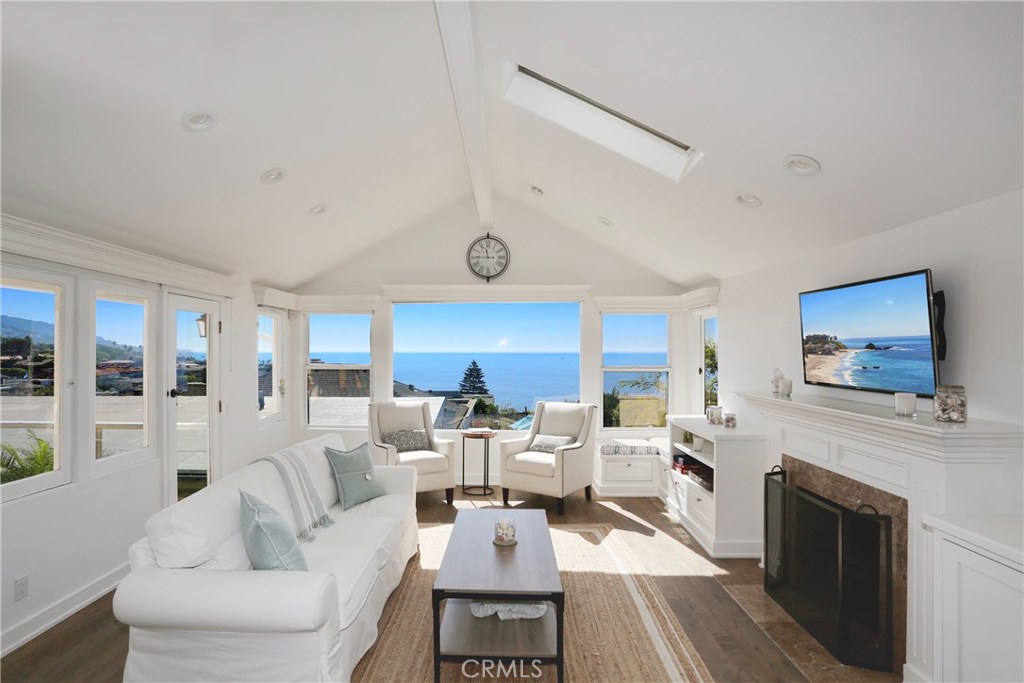 176 Mcaulay Place, Laguna Beach CA 92651 - photo 1