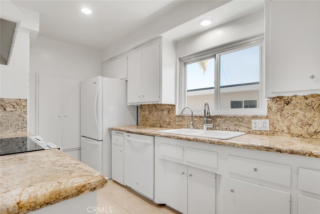 179 MCKNIGHT Drive 12, Laguna Beach CA 92651 - photo 6