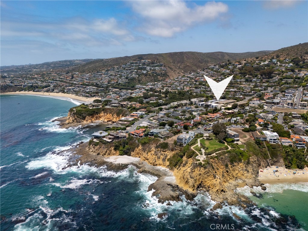 179 Mcknight Drive 8, Laguna Beach CA 92651 - photo 1